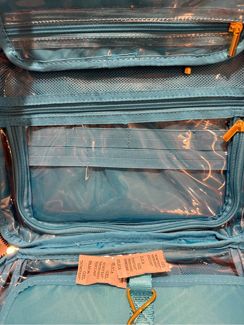 New!! Joy Mangano Turquoise Nylon Cosmetic Case with Gold Hardware - Picture 7 of 16